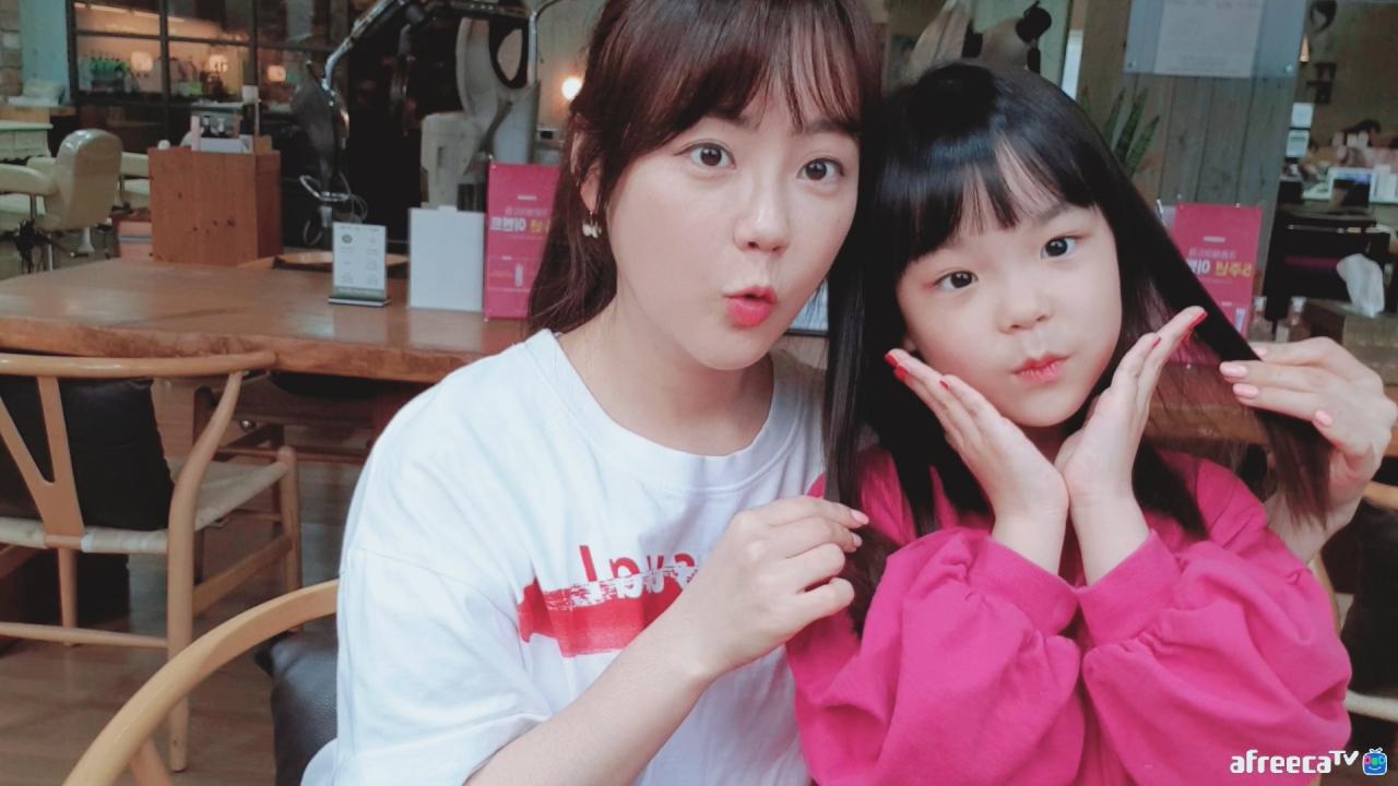 BJ한나♡하은이 머리하러 미용실왔어용 | SOOP VOD