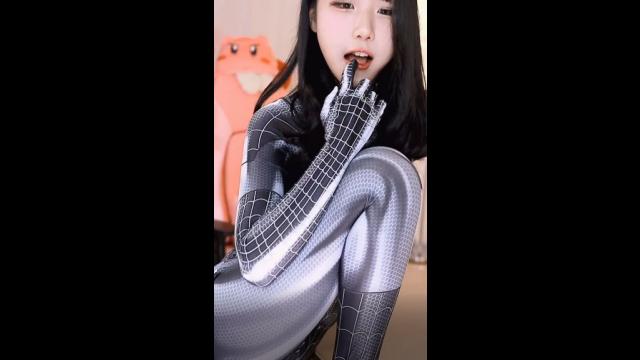 [캐치]🔞💥뒷토바이 에디린 섹시댄스 혼자서도 잘해요 스파이더걸 디린이~~!오토바이💥🔞[돌아와요 에디린👧] | 아프리카Tv Vod