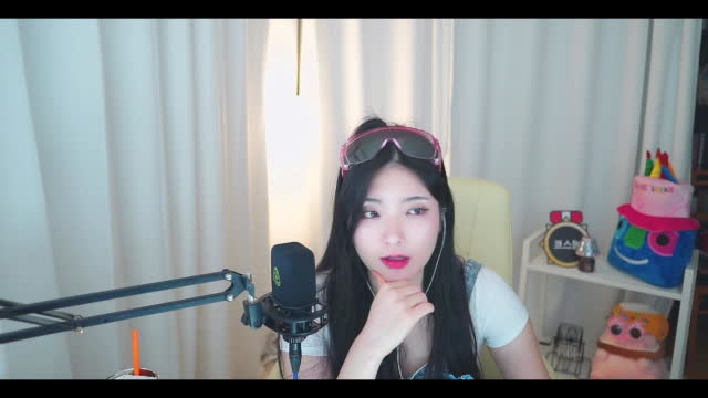 또니님 노래대회 광탈 .. 팬갑시 라이브/ 10개 퀵뷰 | SOOP VOD
